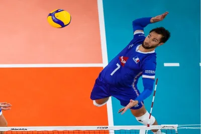 Fransa'da Kevin Tillie Şoku