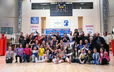 Lider Manisa BŞ Belediyespor'u 3-2 yenen Çanakkale Play Off'ta