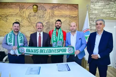 Akkuş Belediyespor gelecek sezon da Mehmet Aydın'a emanet