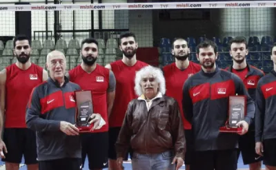 Nedim Özbey ve Burutay Subaşı'na ödülleri verildi