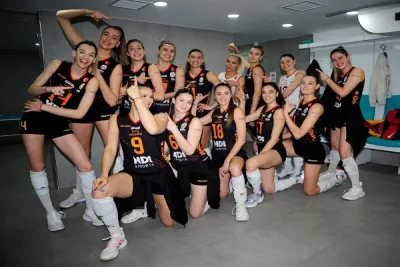 Arkadaşlarından Nilay Karaağaç'a son maç etkinliği