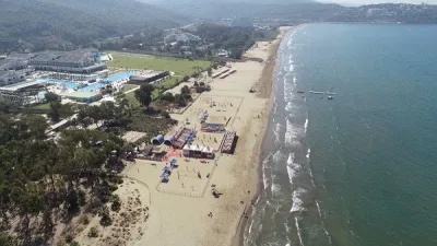 Plajda Türkiye Şampiyonaları Pamucak'ta başladı