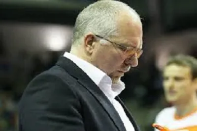 Lebedew: Tarihi Kullanarak Voleybolu Tanıtın