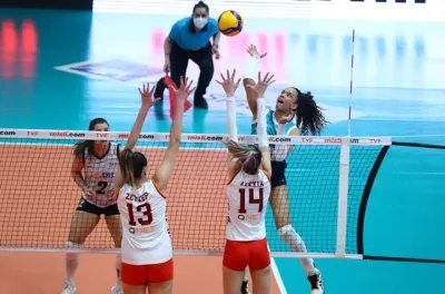 Galatasaray, lig beşinciliği için PTT'yi konuk ediyor