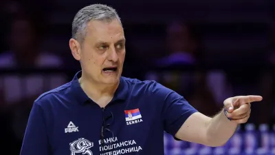 Sırbistan Başantrenörü Zoran Terzic Polonya Maçında Fenalaştı