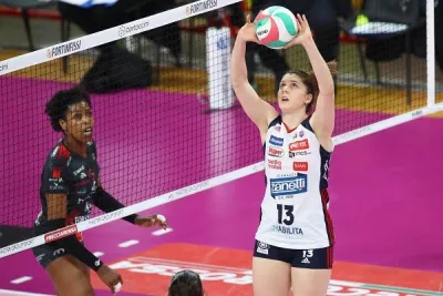 Mirkovic Eczacıbaşı VitrA'da