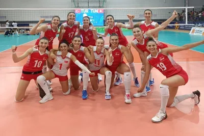 Kadın Milli Voleybol Takımı üst üste 10. kez yarı finalde