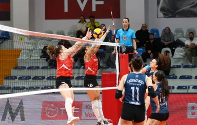 TVF Kadınlar 2.Ligi Yarı Final Müsabakaları Başladı