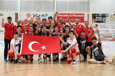 U17 Milliler Avrupa Şampiyonası biletini üçte üç ile kaptı