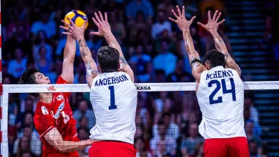 VNL'de Yarı Final Heyecanı: Japonya ile ABD Dev Maçta Karşı Karşıya Geliyor