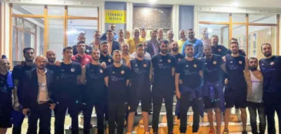 Yeni Kızıltepespor Altekma Maçı Öncesi Moral Yemeğinde Buluştu