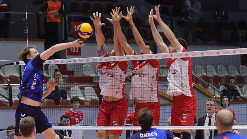 Altekma'yı ikinci maçta da yenen İstanbul Gençlik Fenerbahçe'nin rakibi oldu