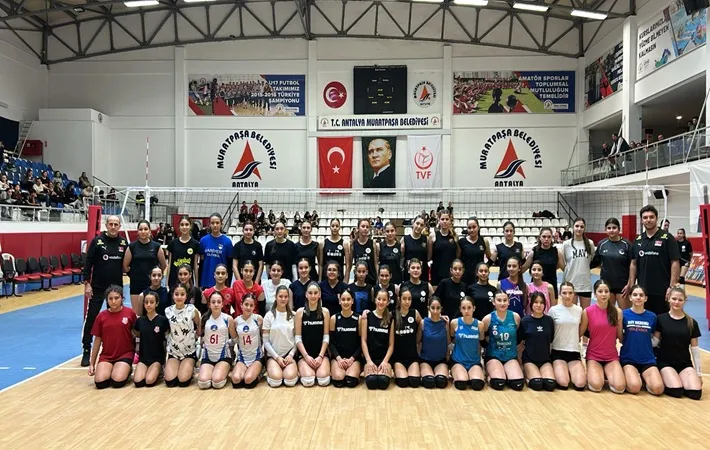 Altyapı Kız Milli Takımı Sporcu Taramaları Antalya'da Yapıldı