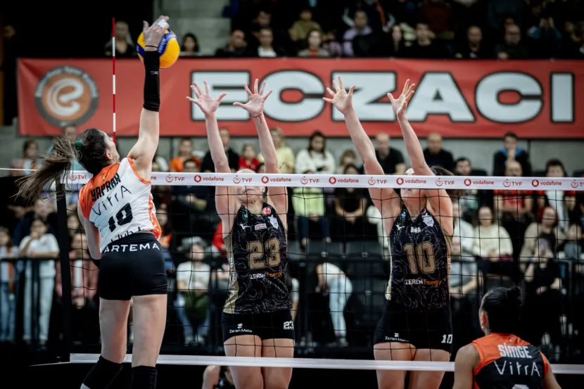 Eczacıbaşı ve Zeren Spor Üçüncülük için karşılaşacak