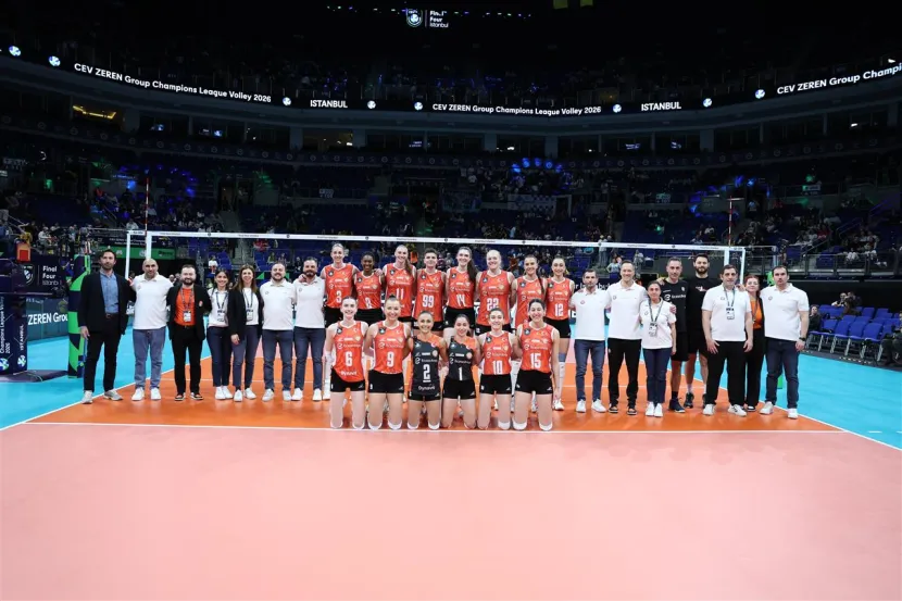 Scandicci'yi 3-2 yenen Eczacıbaşı Dynavit finalde VakıfBank'ın rakibi oldu