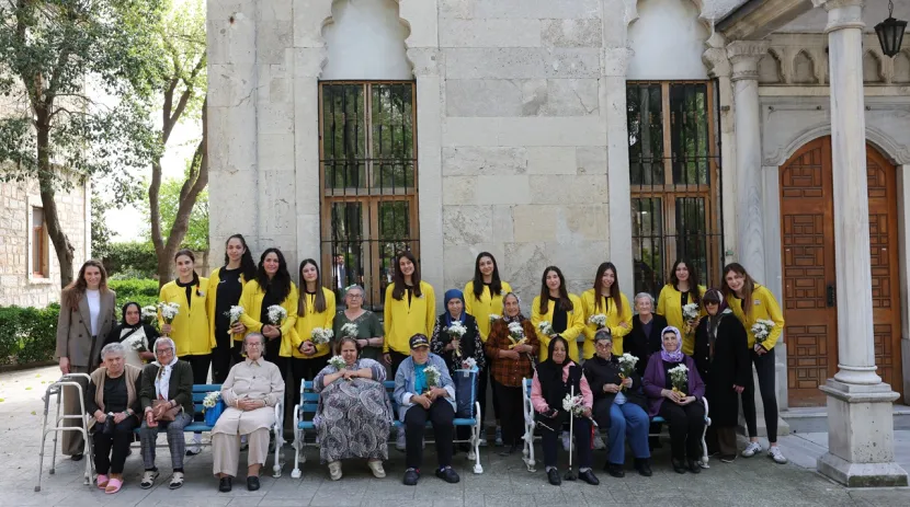 VakıfBank Spor Kulübünden Anneler Günü’nde Anlamlı Ziyaret
